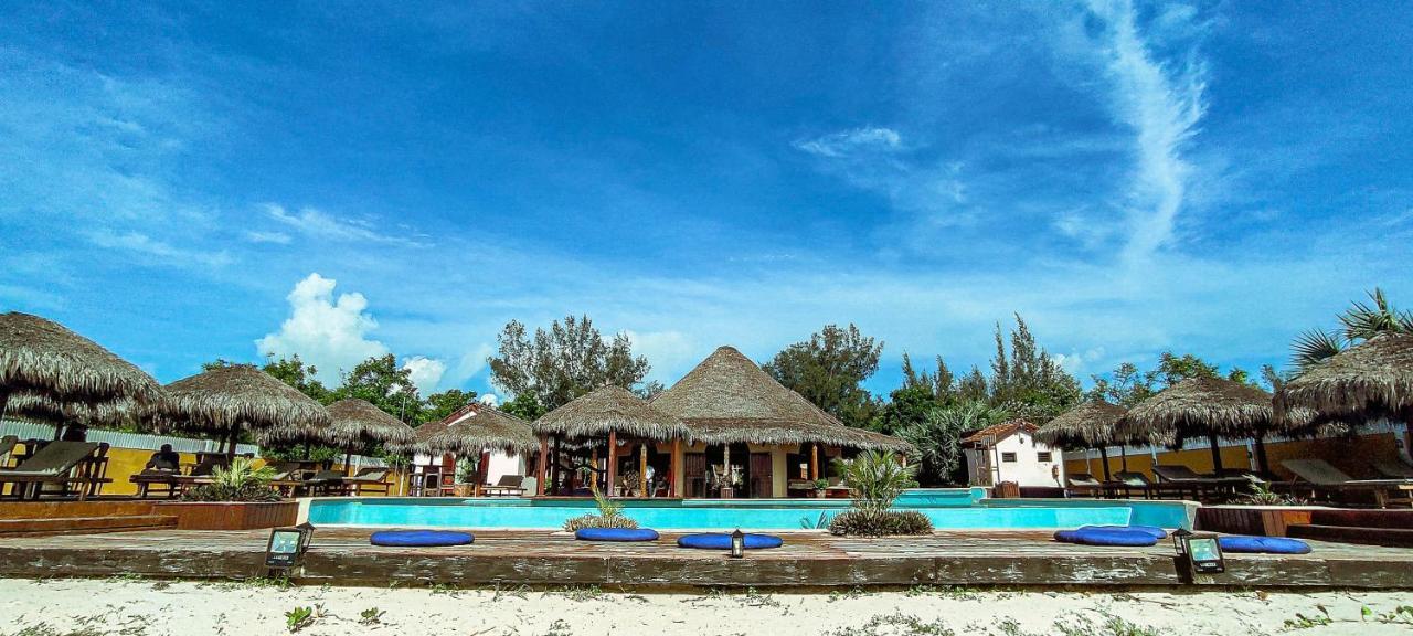 Laguna Beach Morondava Esterno foto